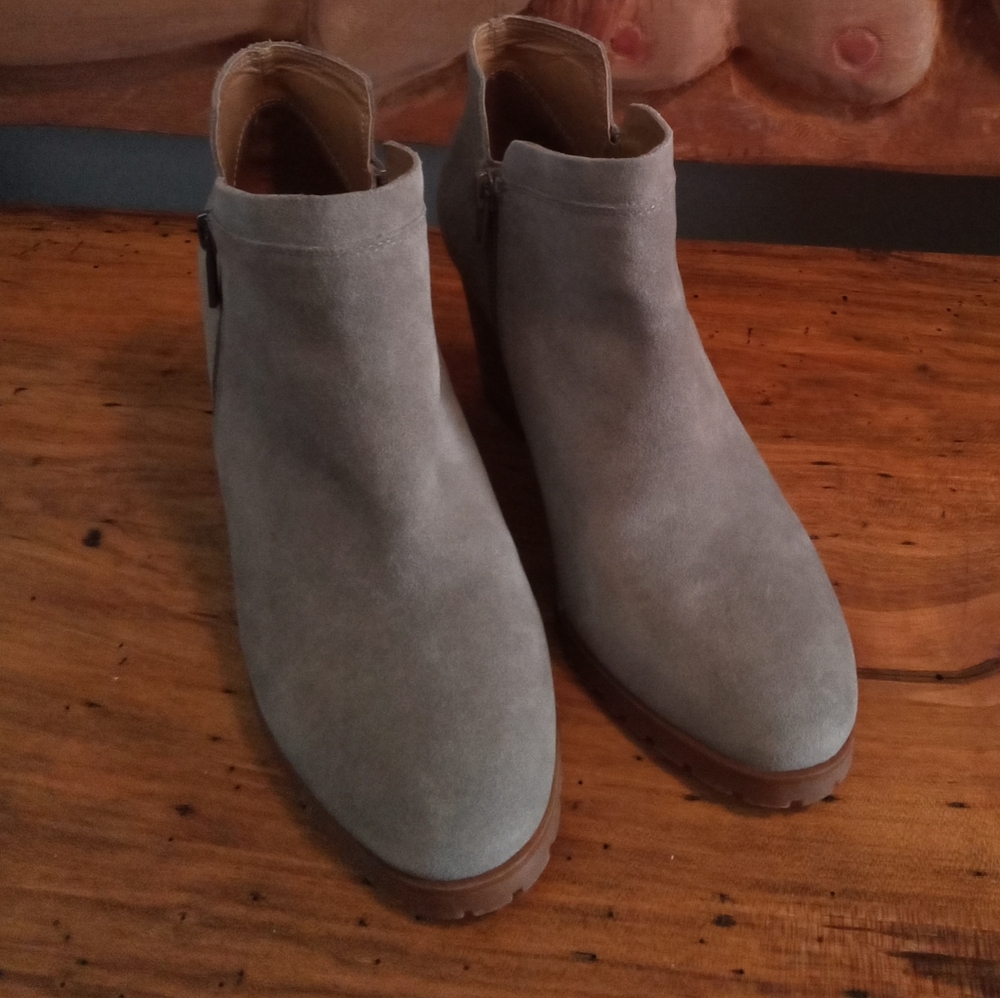 Lucky Brand Noryn Sz 9 Gray Leather Ankle Boots 3" Block Heel Double Side Zipper